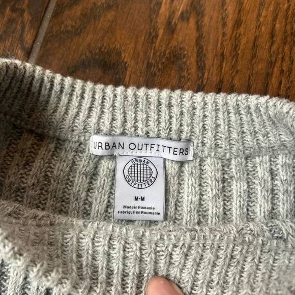 Urban Outfitters Sweater M Gray Big Sur Crop Pullover Rib Knit Long Sleeves - Picture 3 of 7